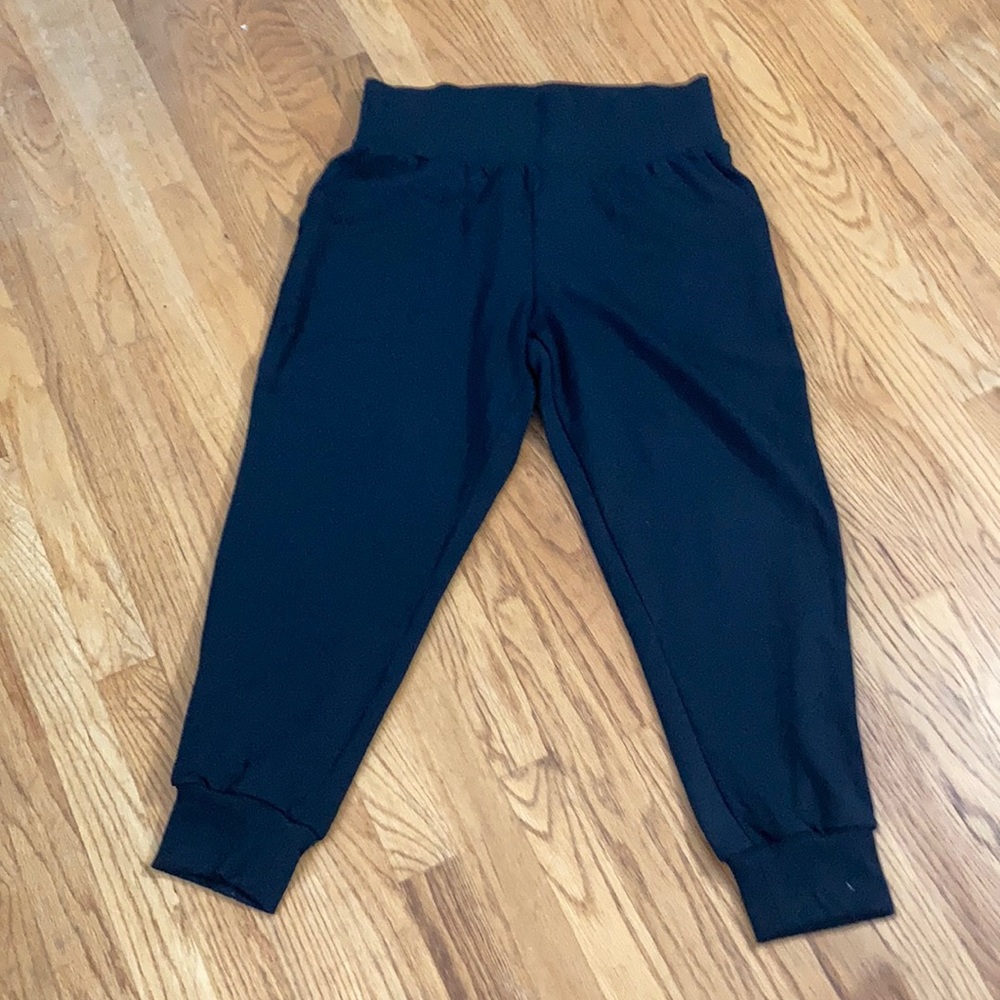 Black Nike sweatpants